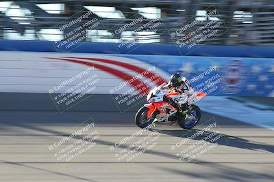 media/Nov-26-2022-Fastrack Riders (Sat) [[b001e85eef]]/Level 3/Session 1 Front Straight/